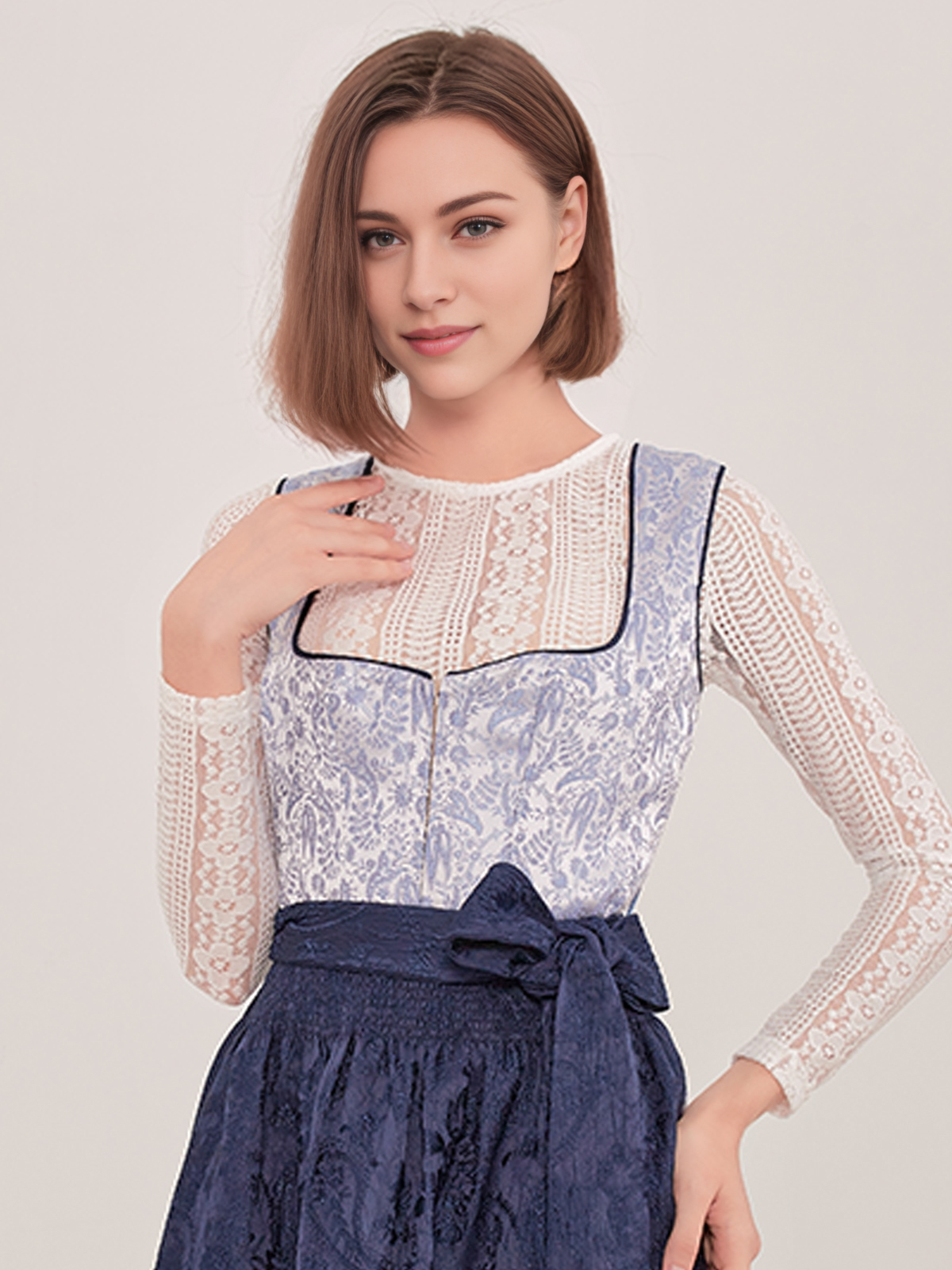 Dirndl günstig blau – stilvoll & bezahlbar